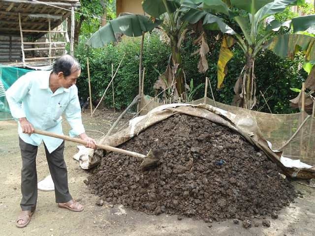 Khu vực ủ phân hiếu khí cần thông thoáng, tránh đọng nước, có rãnh thoát