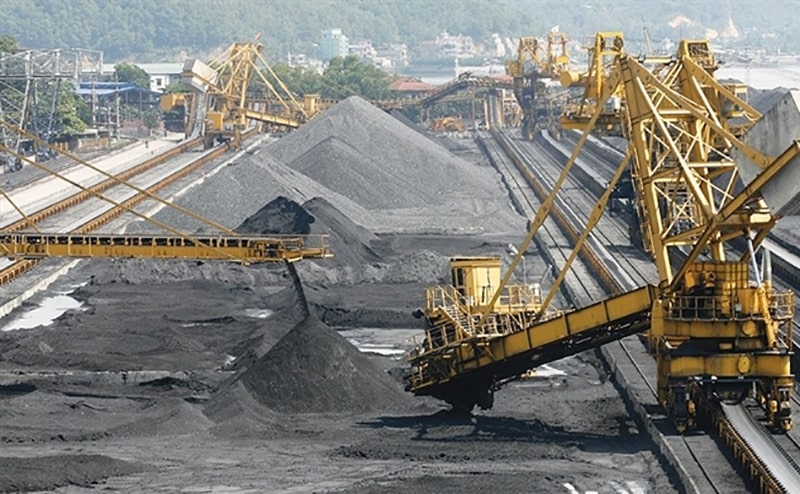 Khai khoáng làm sắt thấm vào mạch nước ngầm